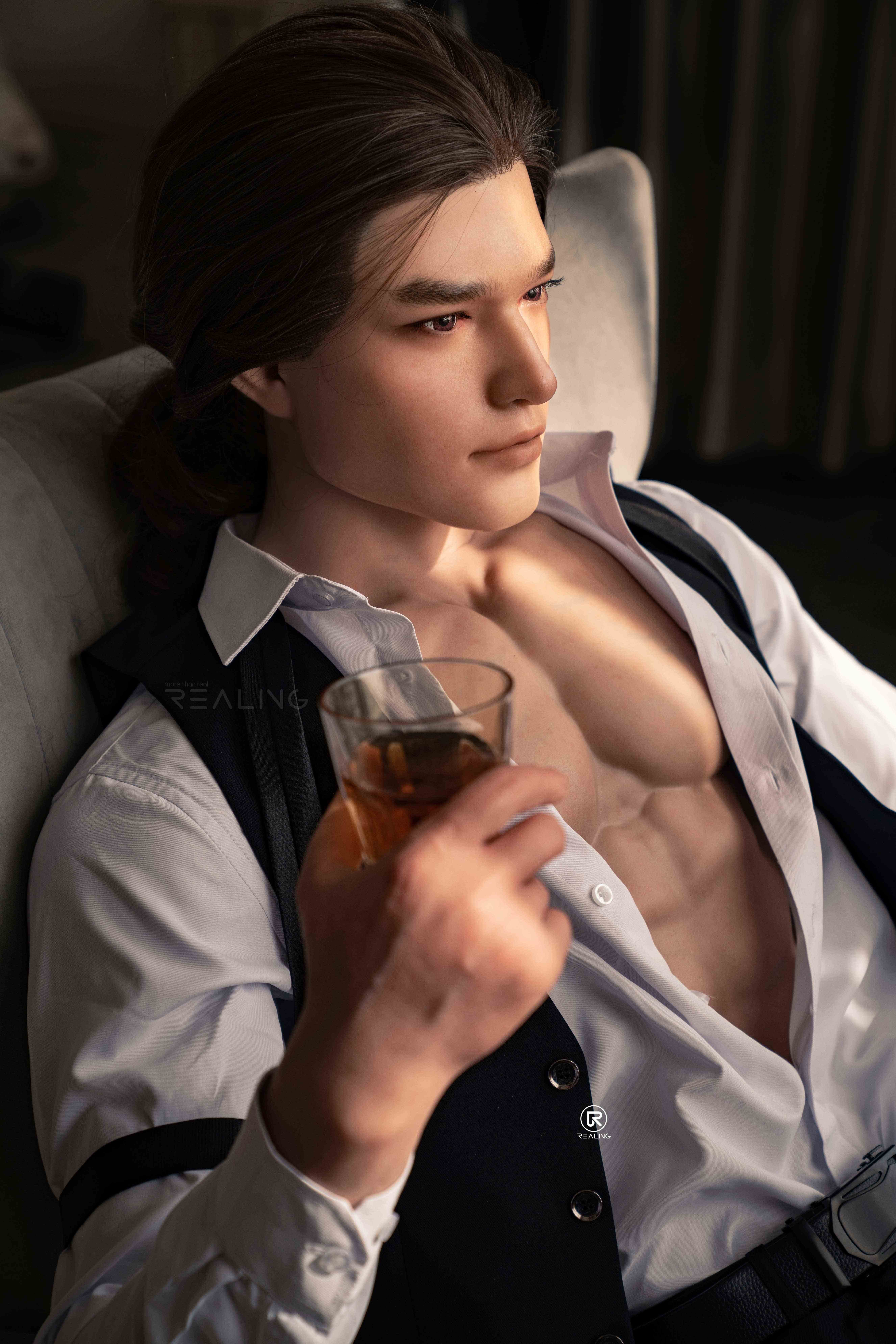 REALING睿靈 175cm 震梟(男娃) 全矽膠