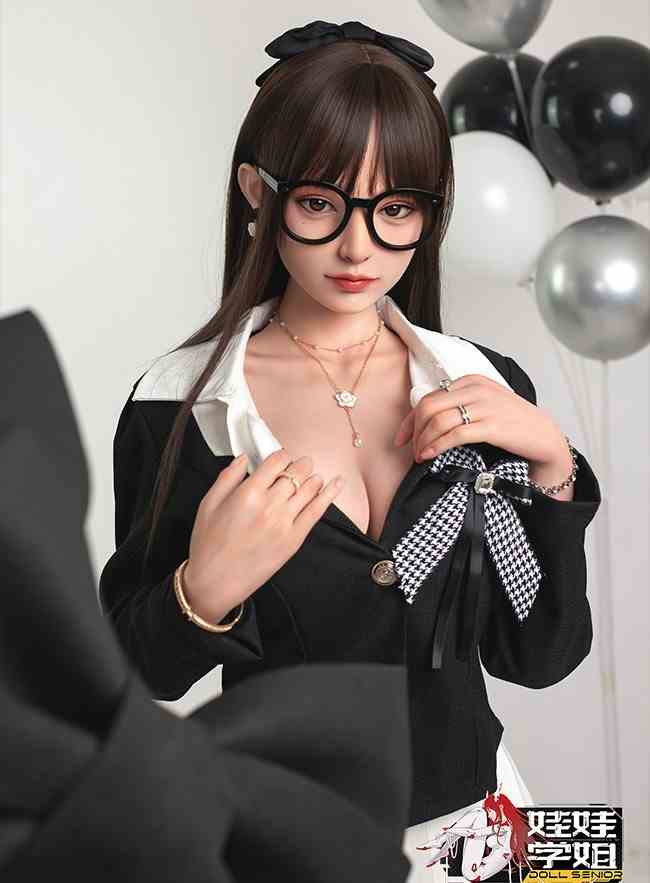 娃娃學姐 148cm(D)+冷月 全矽膠版本